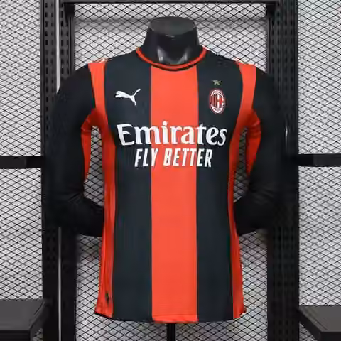 Milan · Casa 26/27 · manica lunga